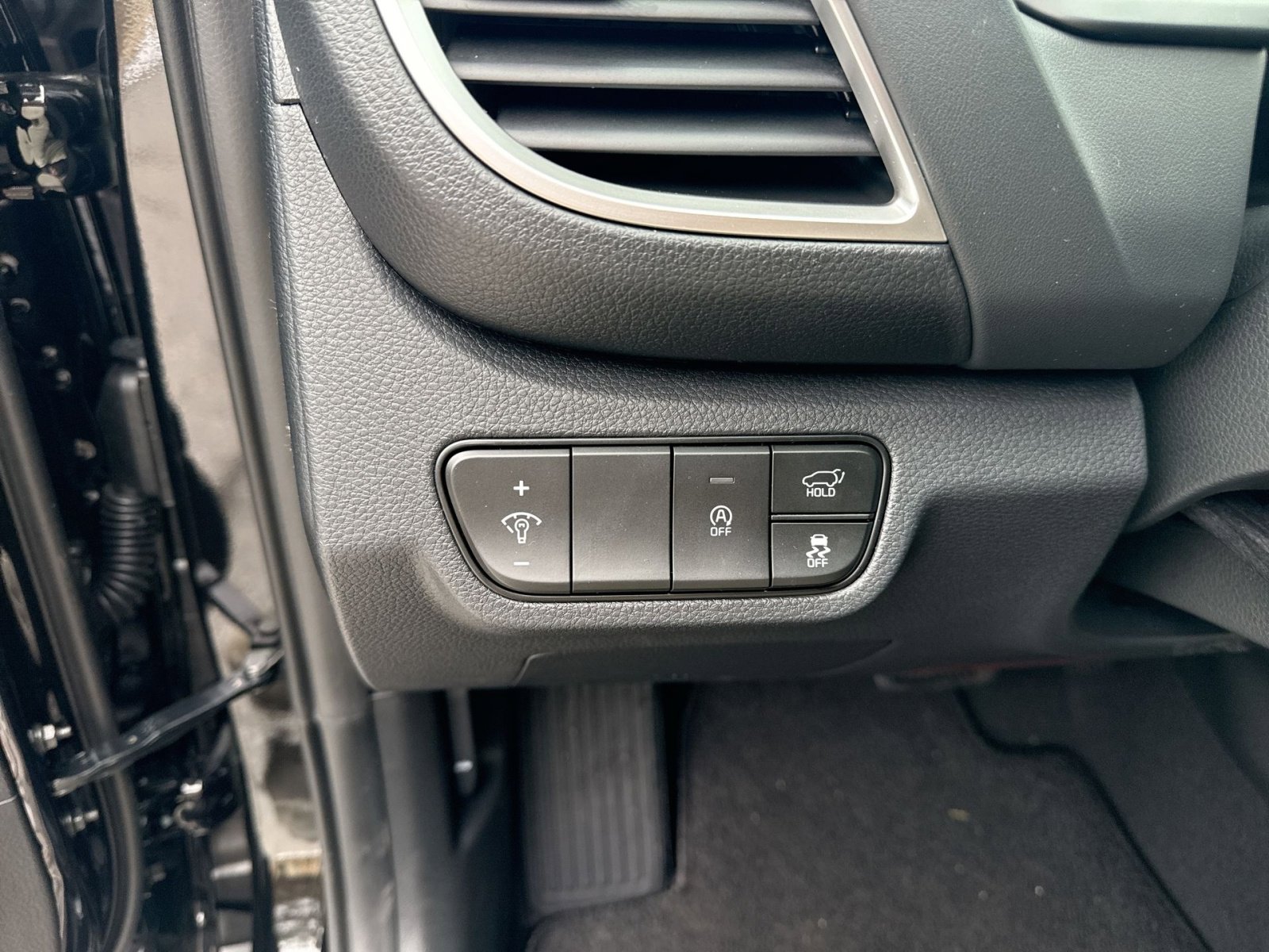 New 2026 Kia Seltos EX image 24