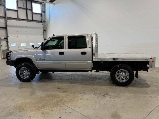 Used 2006 Chevrolet Silverado 2500 LT w/ Heavy-Duty Power Package AWD/4WD image 11