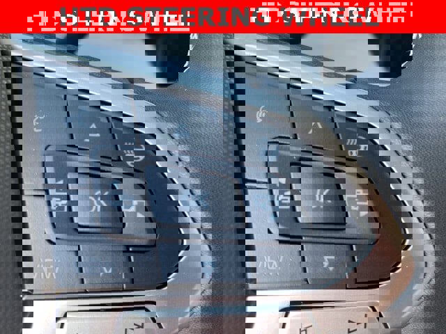 New 2025 Volkswagen Taos SE image 4