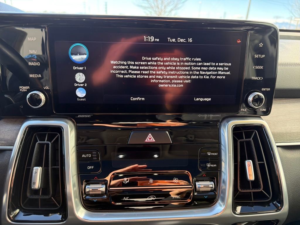 Used 2023 Kia Sorento SX Prestige image 19