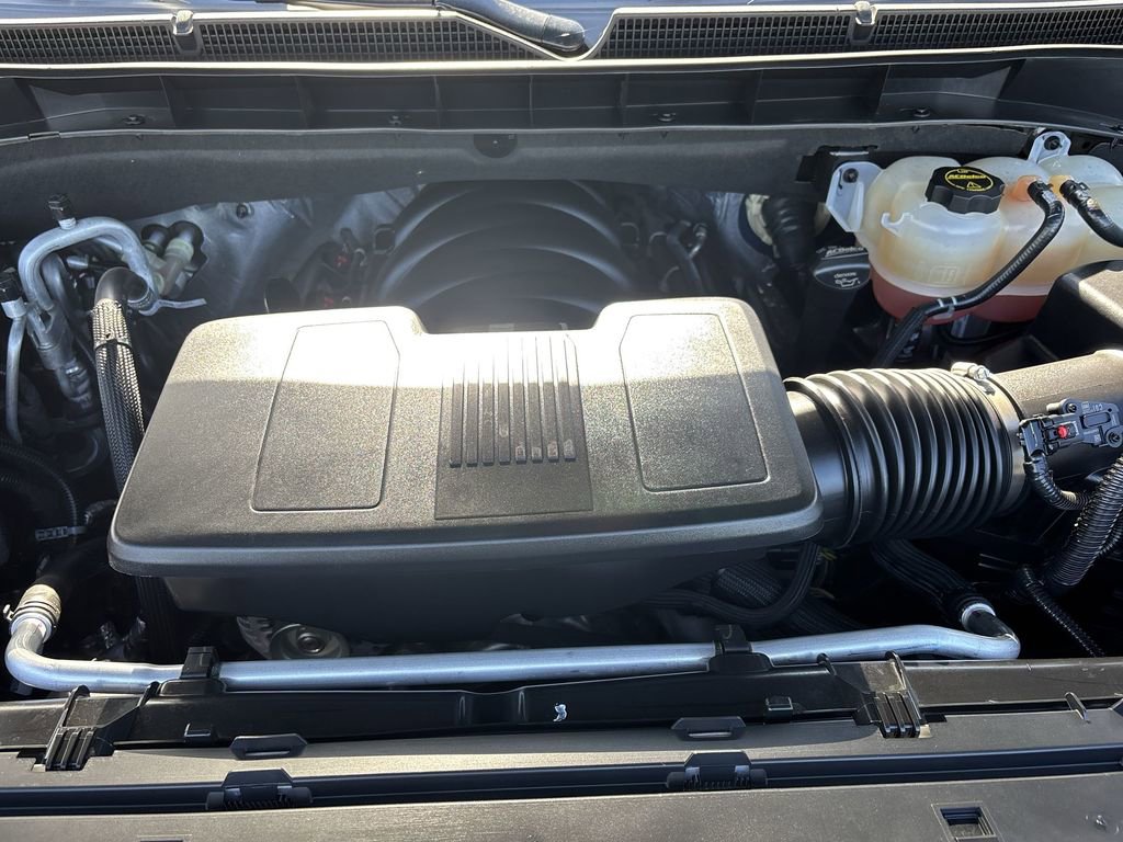 Used 2025 GMC Yukon Elevation image 30