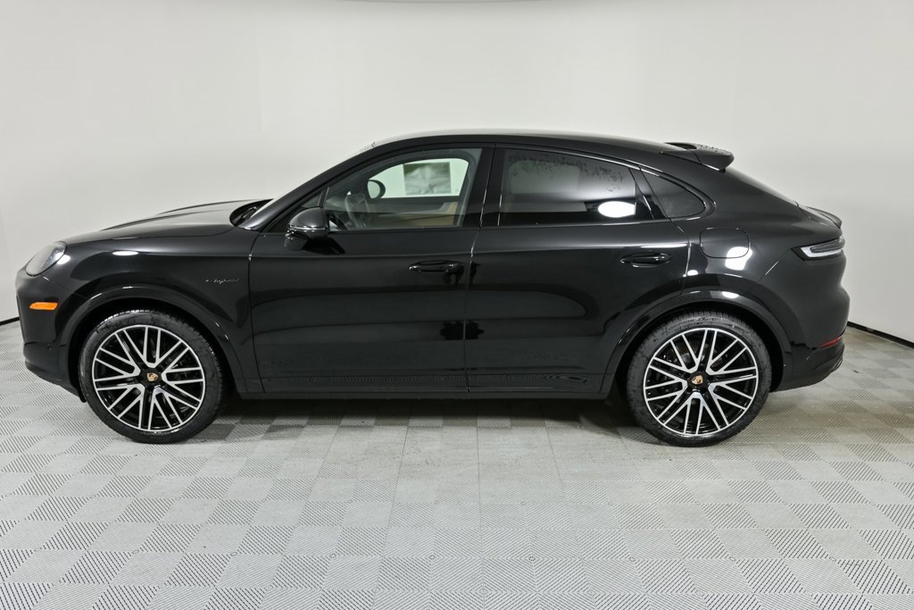 New 2025 Porsche Cayenne S video 2