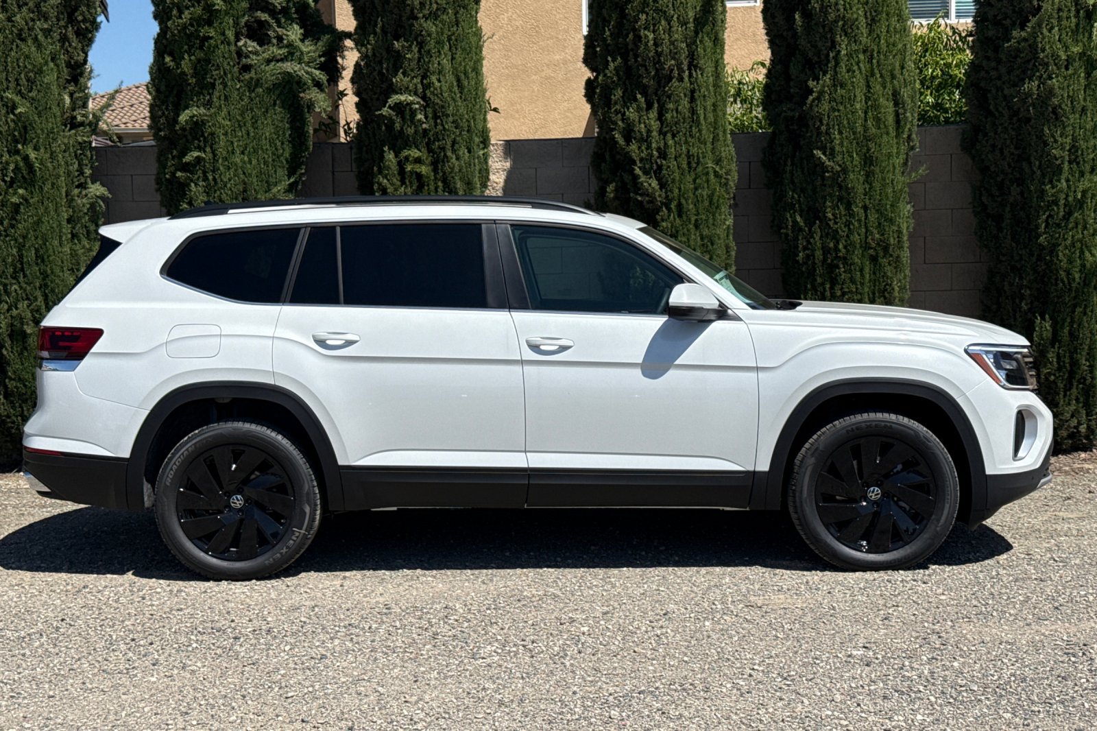 New 2026 Volkswagen Atlas SE AWD/4WD image 3