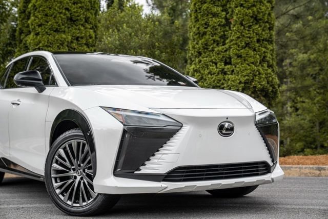 Used 2023 Lexus RZ 450e Premium w/ Accessory Package (2T) AWD/4WD image 6