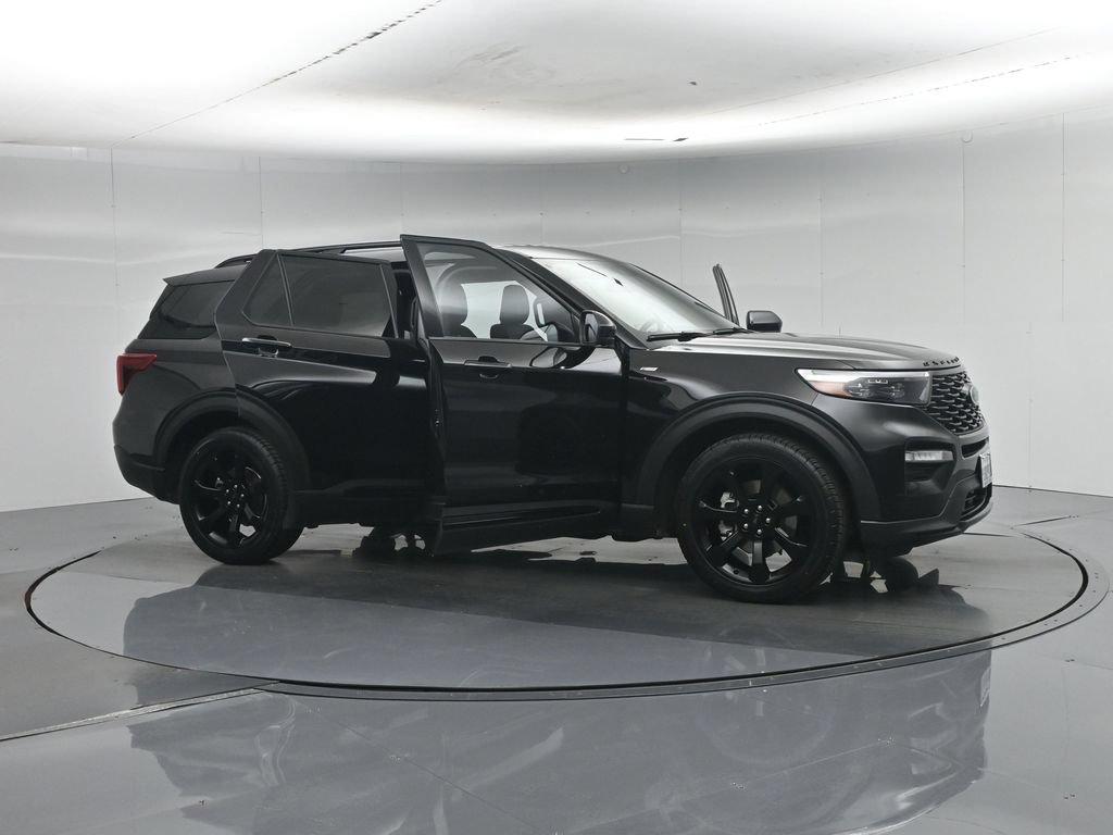 Certified 2023 Ford Explorer ST-Line w/ Class IV Trailer Tow Package RWD image 37