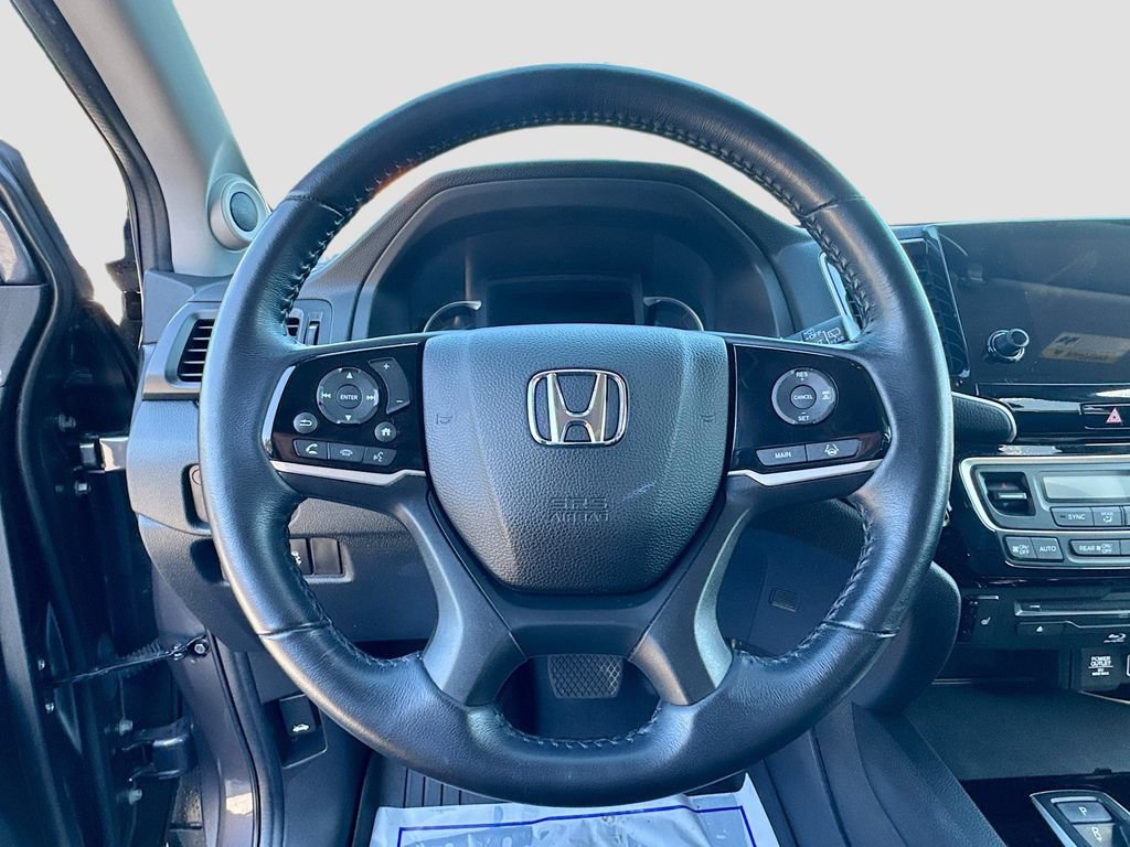Used 2021 Honda Pilot Touring image 11