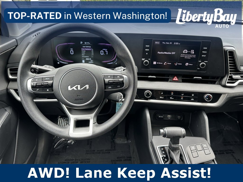 Used 2024 Kia Sportage LX image 14