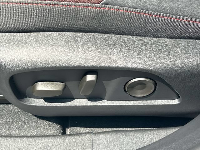 New 2027 Chevrolet Equinox RS w/ Safety and Technology Package FWD image 25