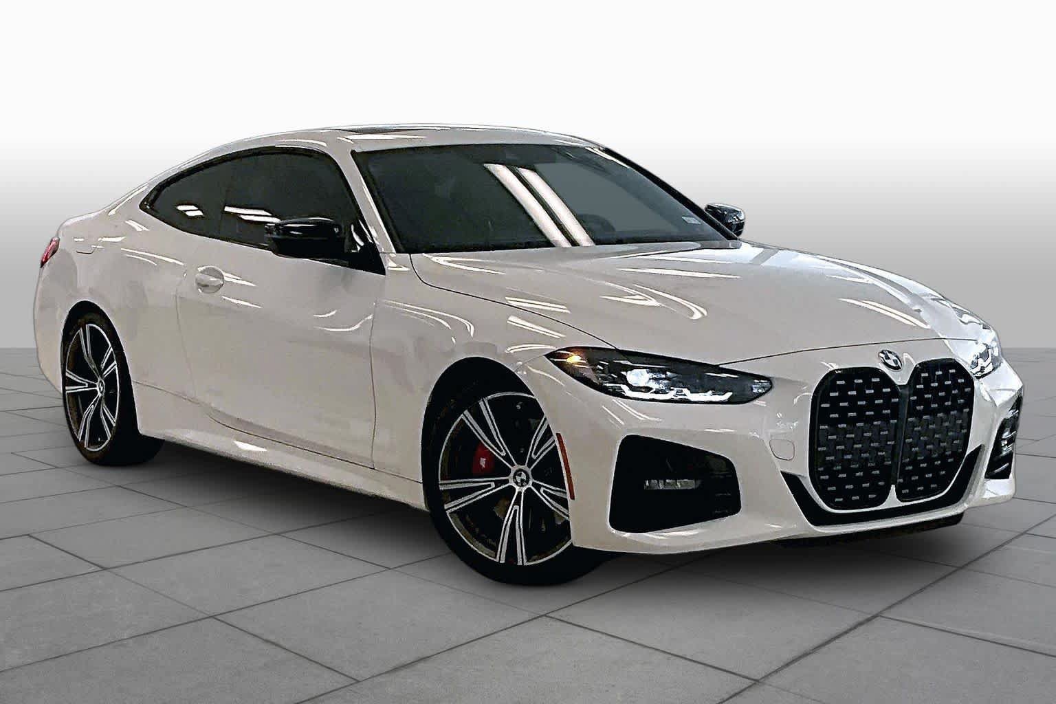 Used 2024 BMW 430i Coupe w/ M Sport Package RWD image 2