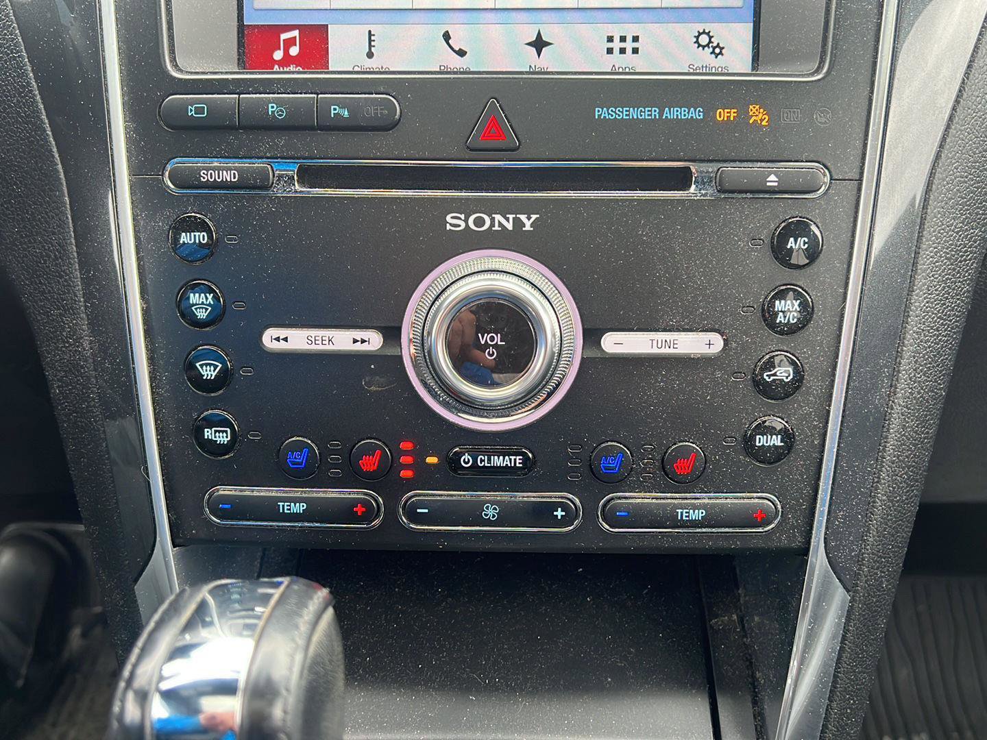 Used 2017 Ford Explorer Limited w/ Equipment Group 303A image 24