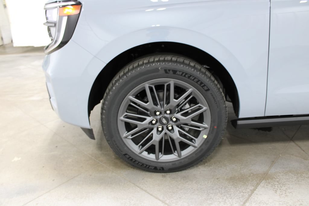 New 2027 Ford Expedition Max Platinum w/ Stealth Appearance Package RWD image 41