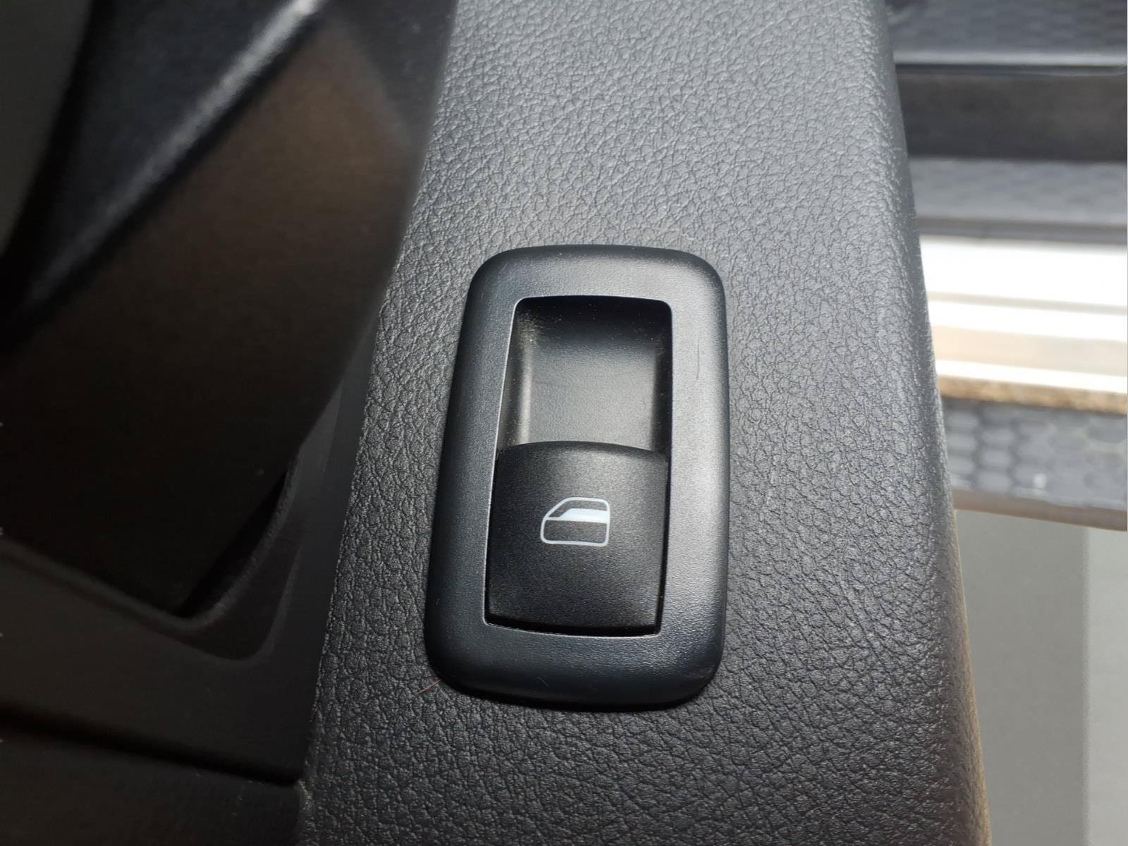 Used 2012 RAM 1500 Express AWD/4WD image 25