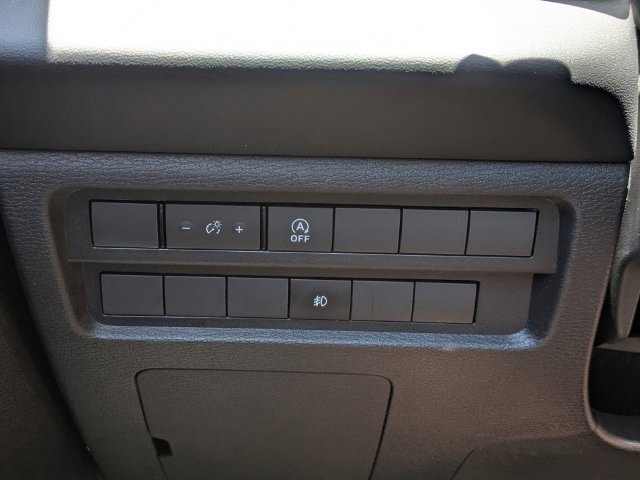 Used 2026 Mitsubishi Outlander ES FWD image 24