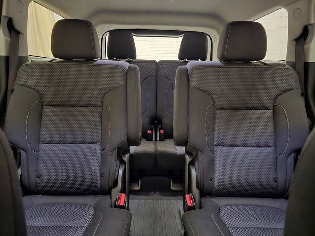 Used 2023 GMC Acadia SLE w/ Driver Convenience Package image 28