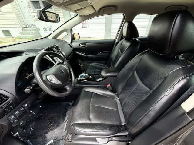Used 2017 Nissan Leaf SL w/ Premium Package FWD image 13