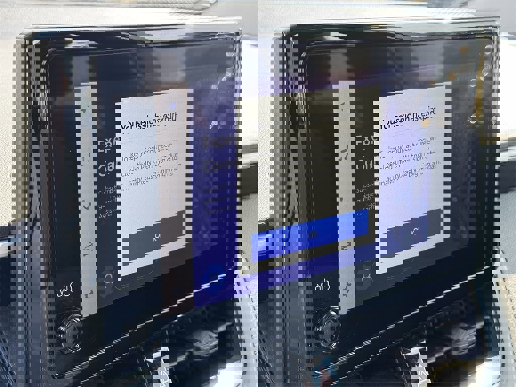 Certified 2025 Toyota Corolla LE image 18