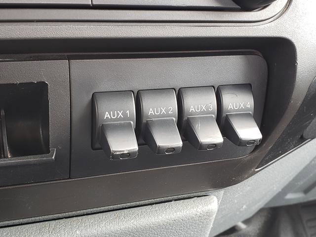 Used 2015 Ford F350 XL w/ Trailer Tow Package image 22