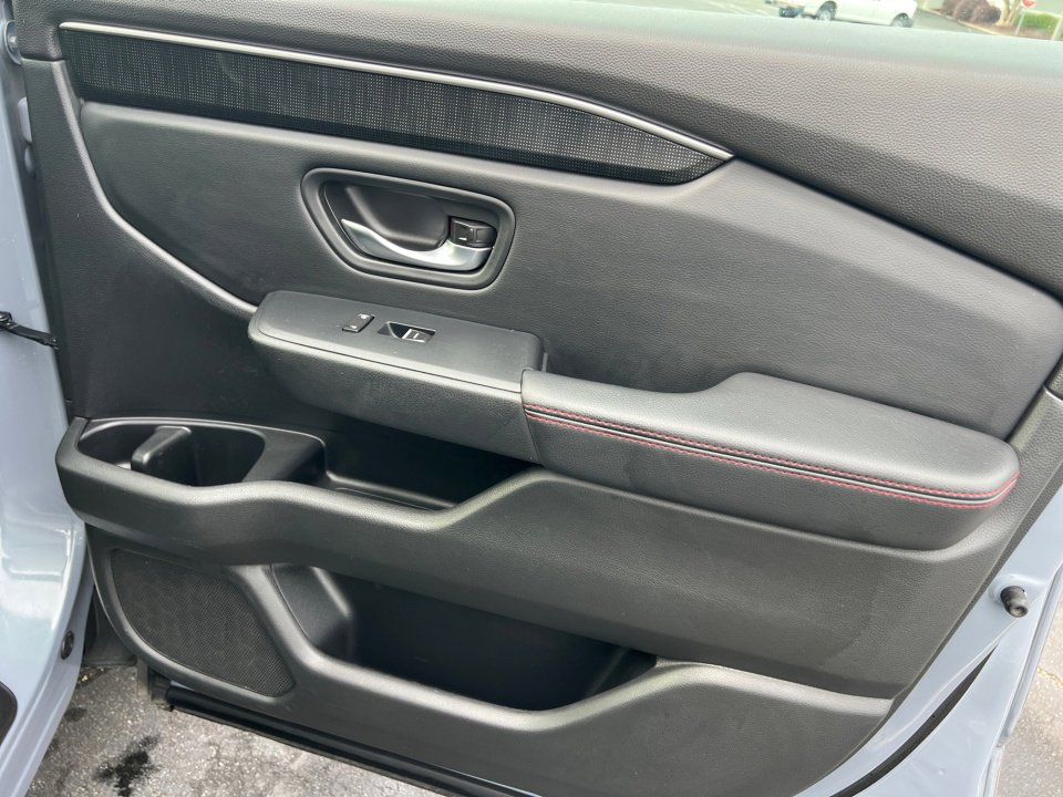 Certified 2025 Honda Pilot Black Edition image 31
