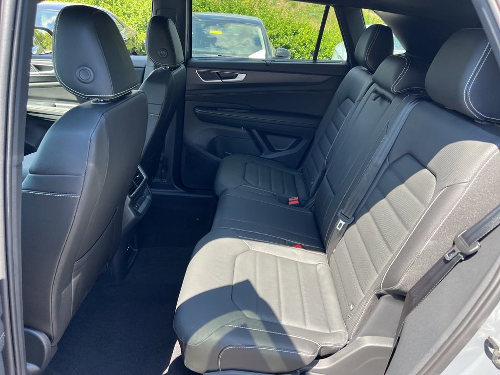 New 2026 Volkswagen Atlas Cross Sport SEL image 24