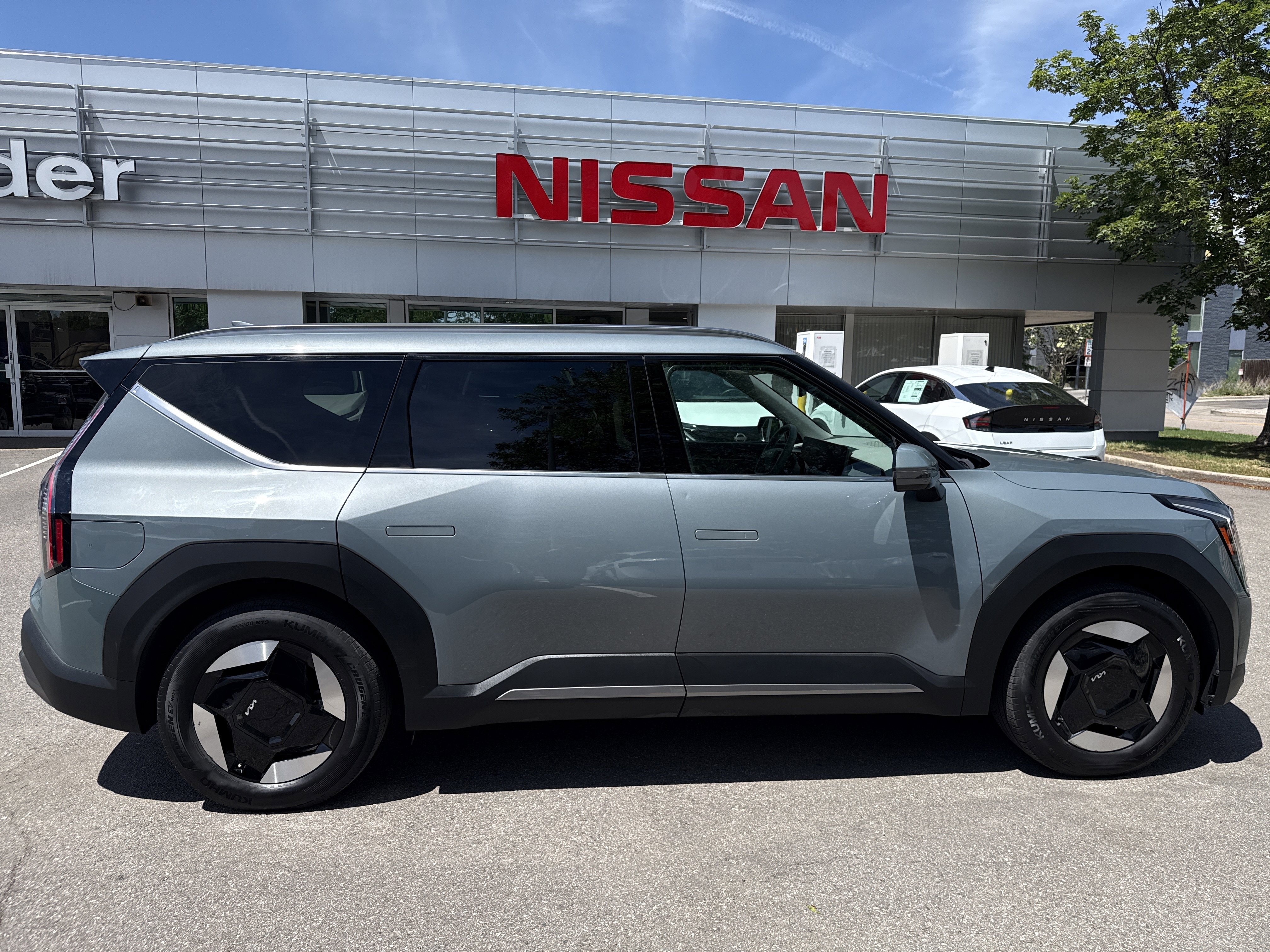 Used 2024 Kia EV9 Wind AWD/4WD image 9