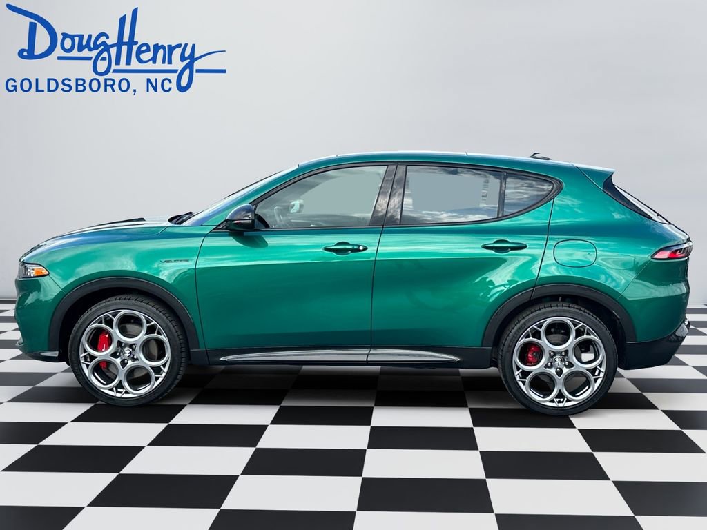 Used 2024 Alfa Romeo Tonale Veloce AWD/4WD image 2