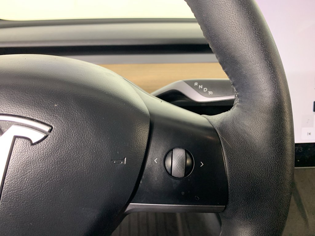 Used 2022 Tesla Model 3 Performance image 15