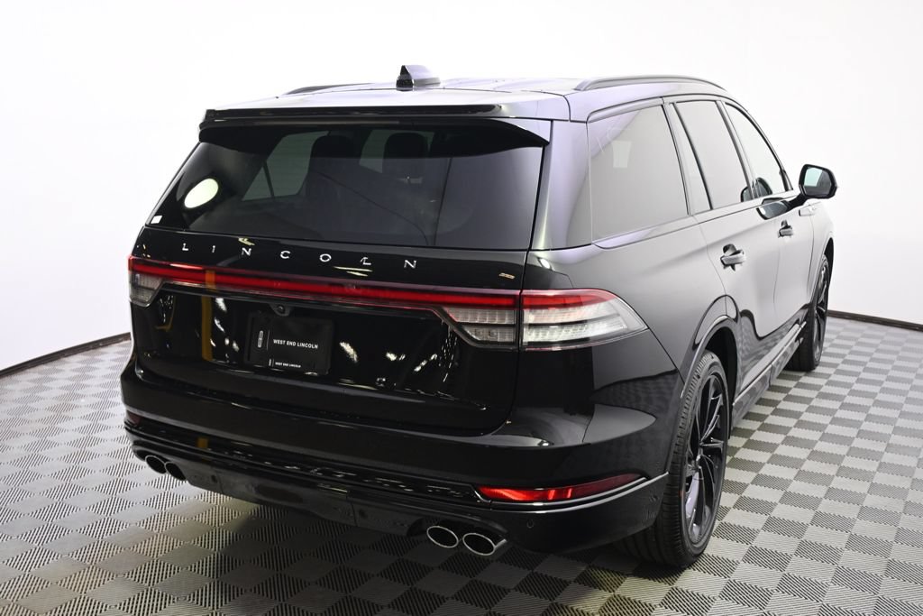 New 2026 Lincoln Aviator Reserve w/ Jet Appearance Package AWD/4WD image 6