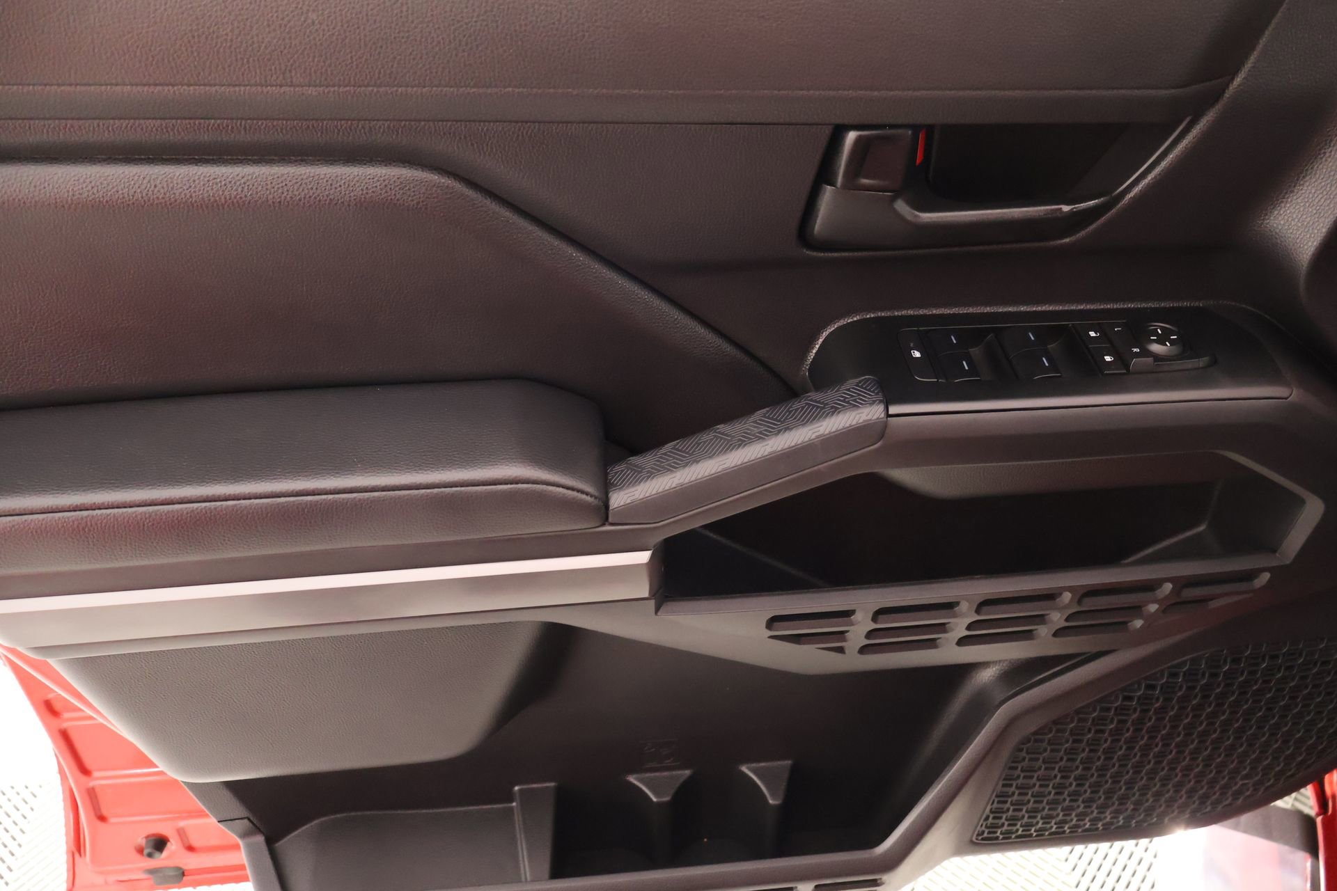Used 2025 Toyota Tacoma SR5 RWD image 14