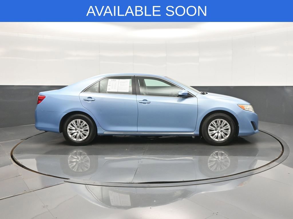 Used 2012 Toyota Camry LE FWD image 8