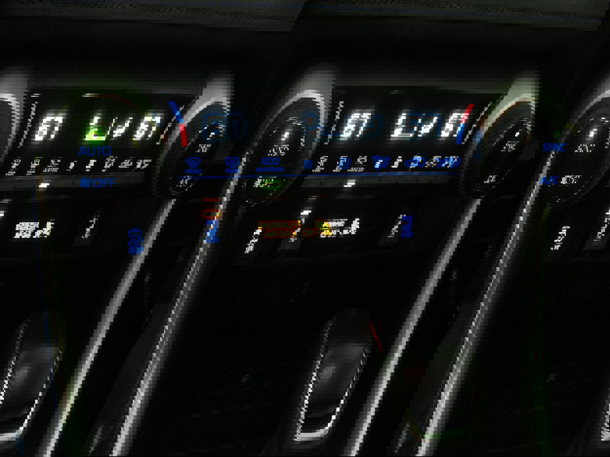 Used 2022 Toyota RAV4 SE w/ SE Grade Weather Package AWD/4WD image 13