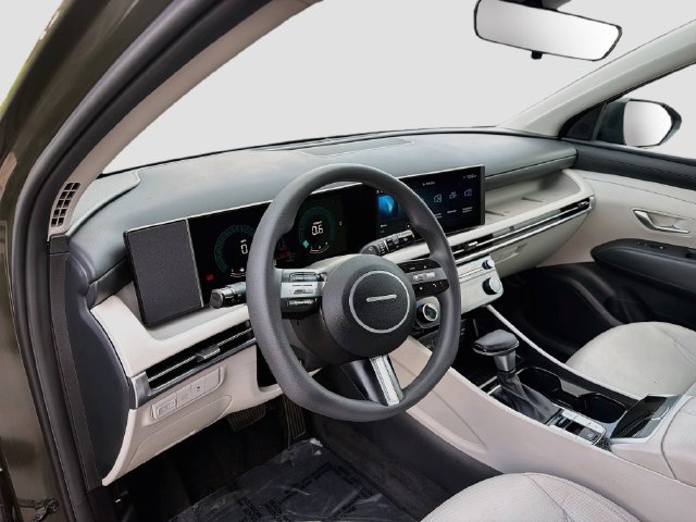 Certified 2025 Hyundai Tucson SEL FWD image 10