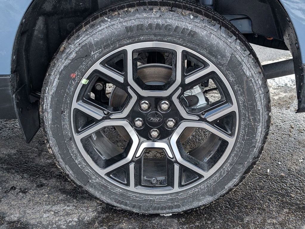 New 2025 Ford Maverick Lariat w/ 4K Tow Package image 17