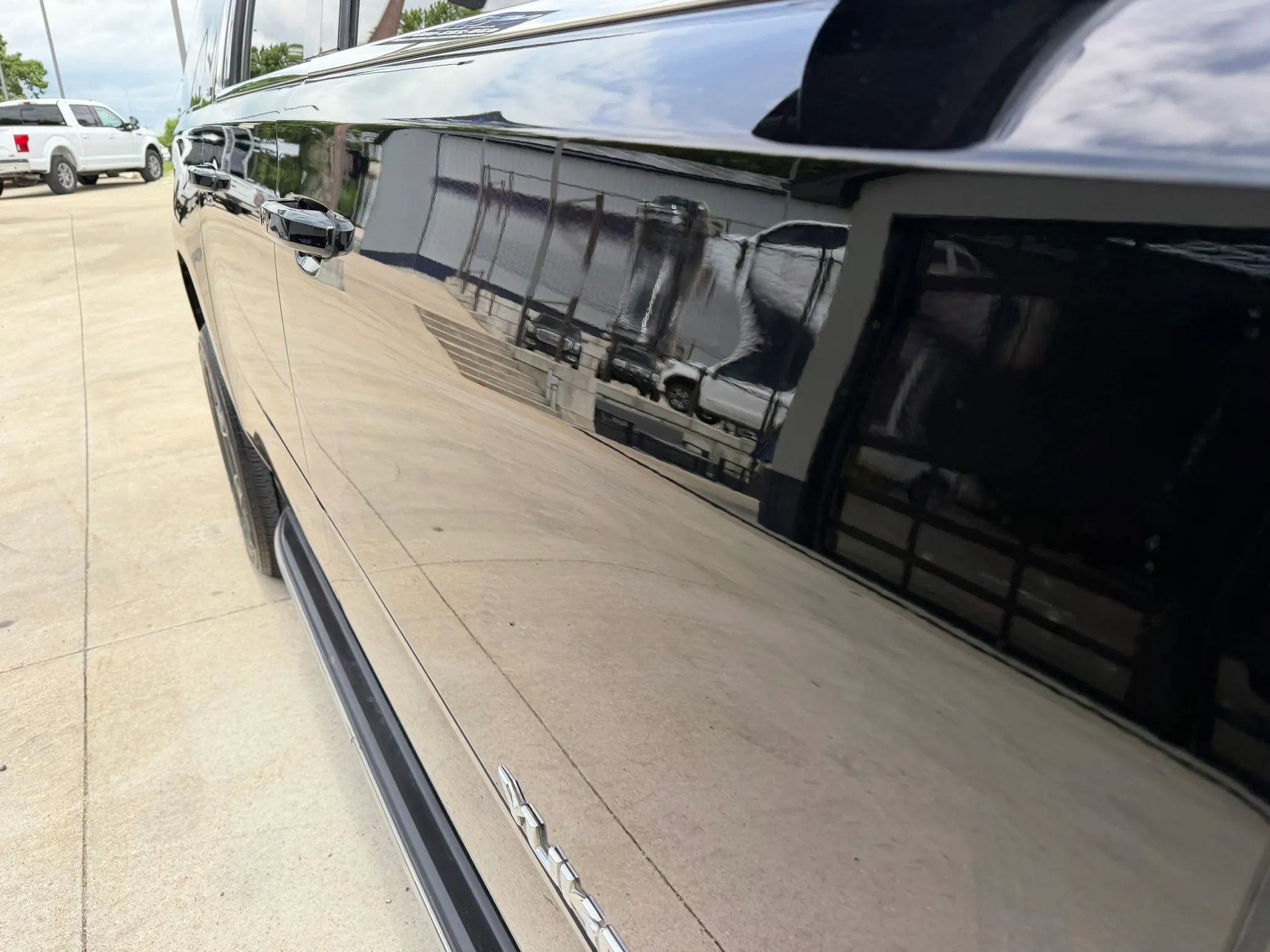 Used 2020 GMC Yukon XL SLT AWD/4WD image 65