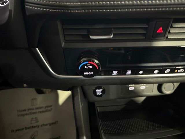 Certified 2025 Nissan Rogue SV image 22