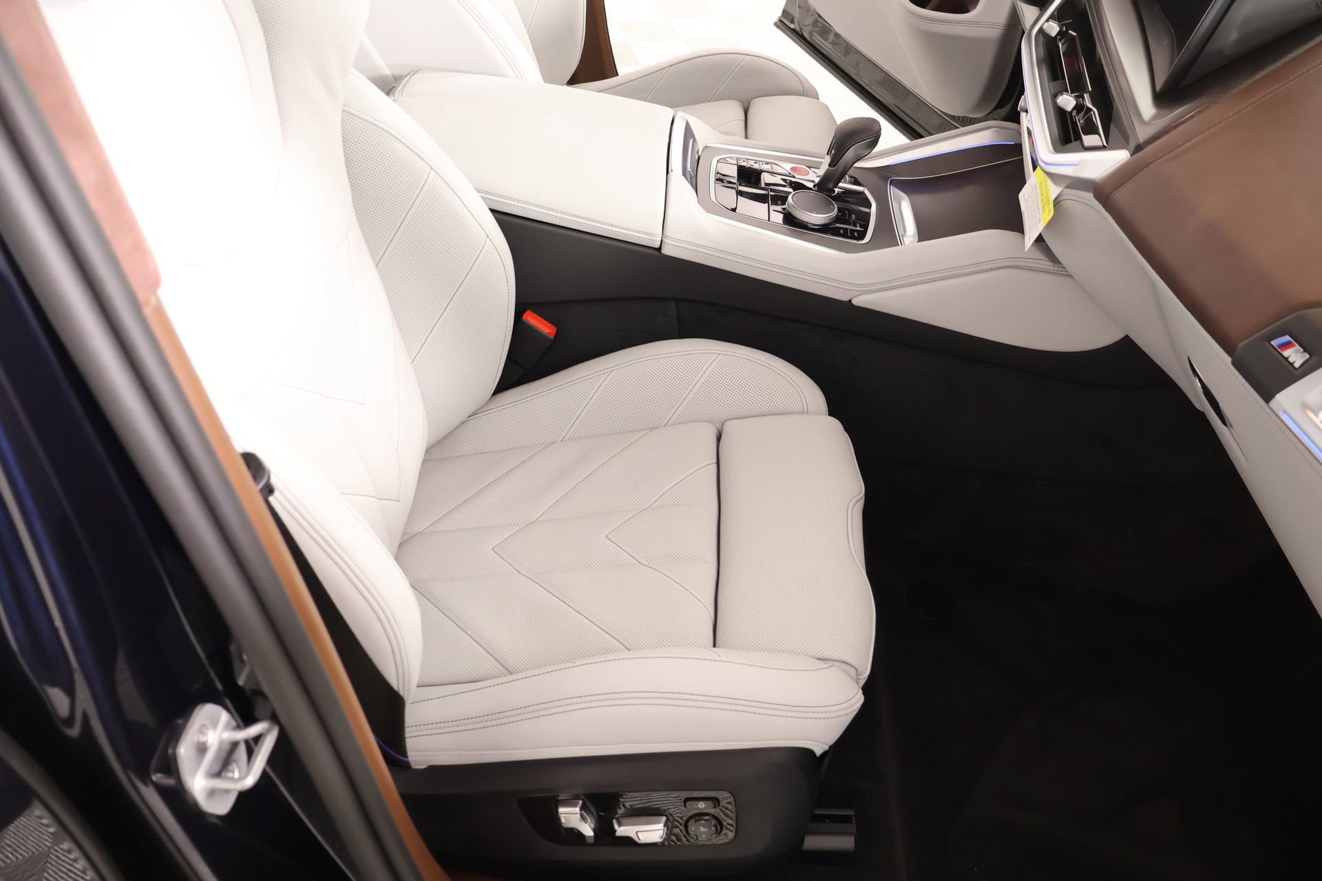 New 2026 BMW XM Label Red image 13