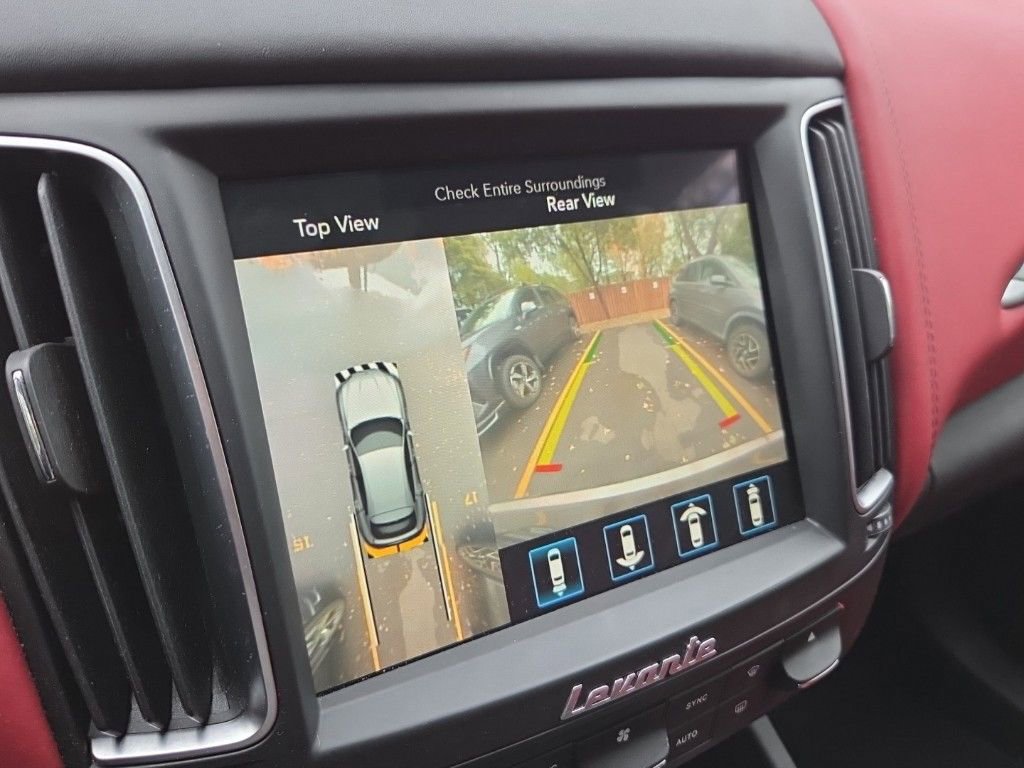 Used 2018 Maserati Levante S GranSport image 22