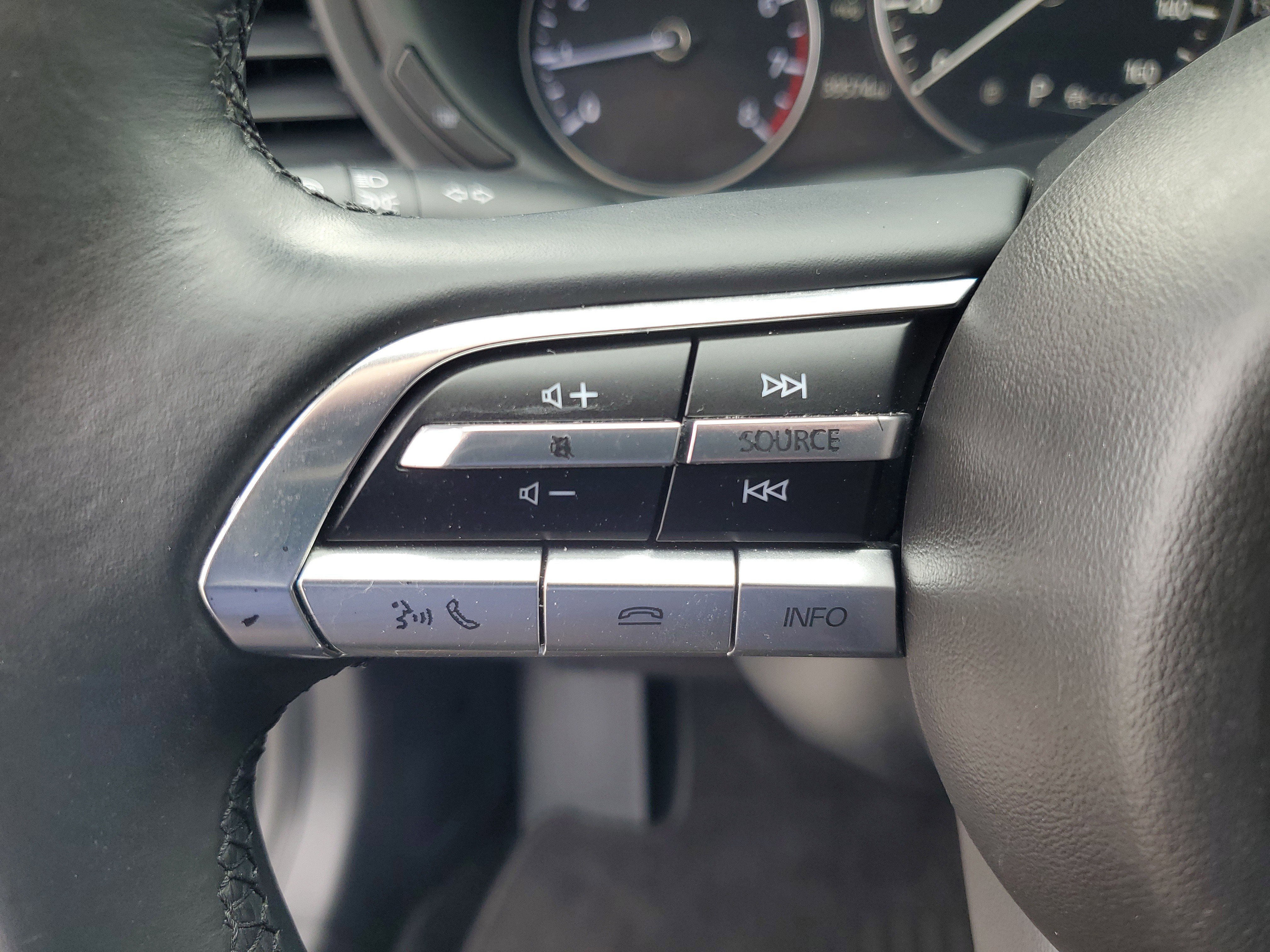 Used 2020 MAZDA CX-30 FWD w/ Preferred Package image 17