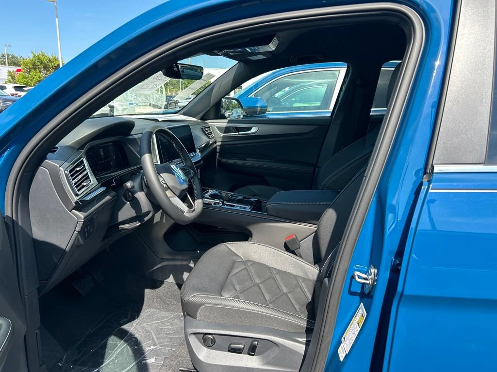 New 2026 Volkswagen Atlas Cross Sport SE FWD image 15