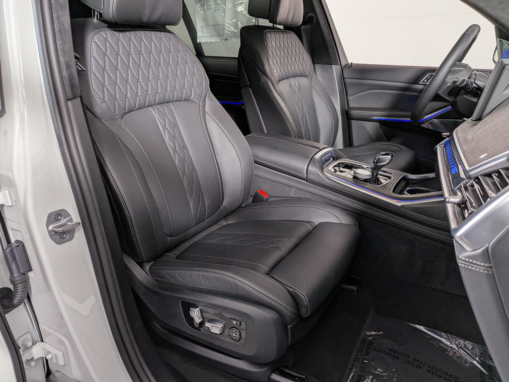 Used 2026 BMW ALPINA XB7 AWD/4WD image 22