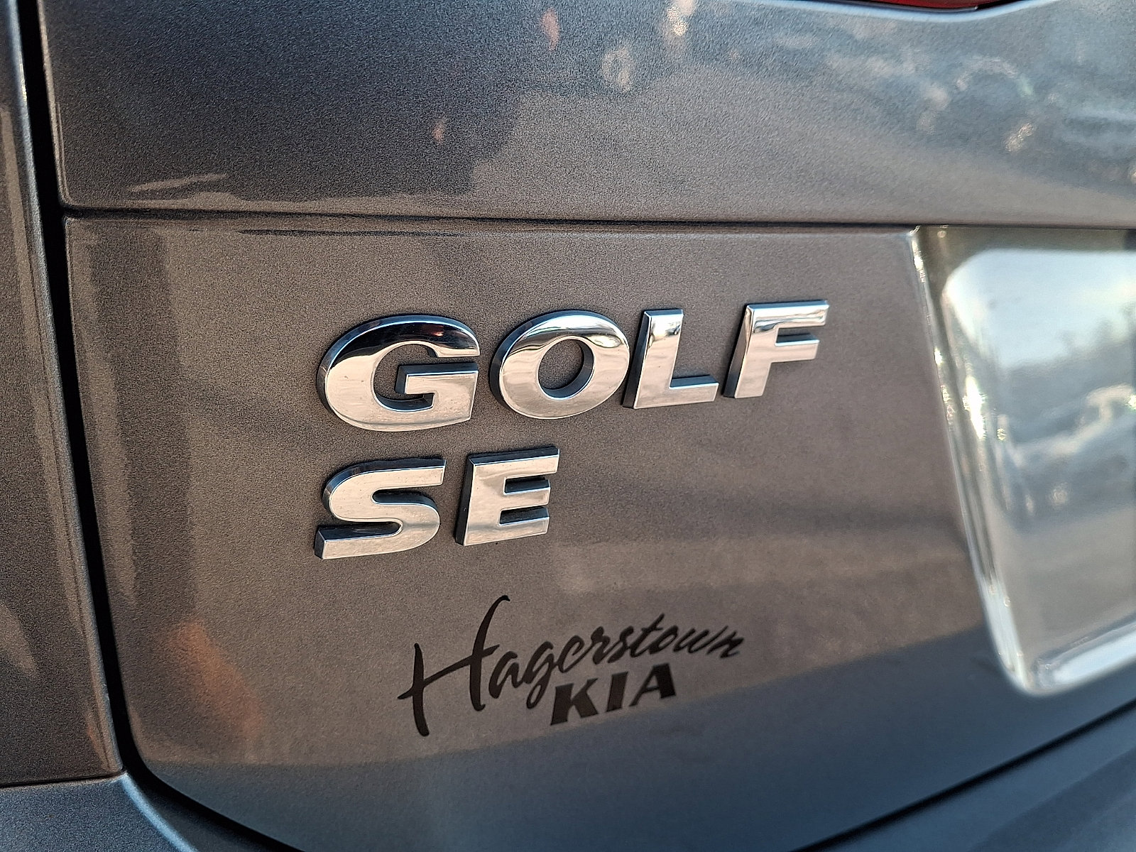 Used 2016 Volkswagen Golf SE image 29