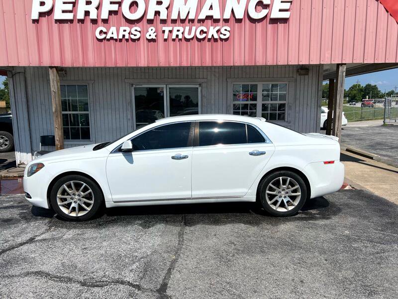 Used 2011 Chevrolet Malibu LTZ image 2