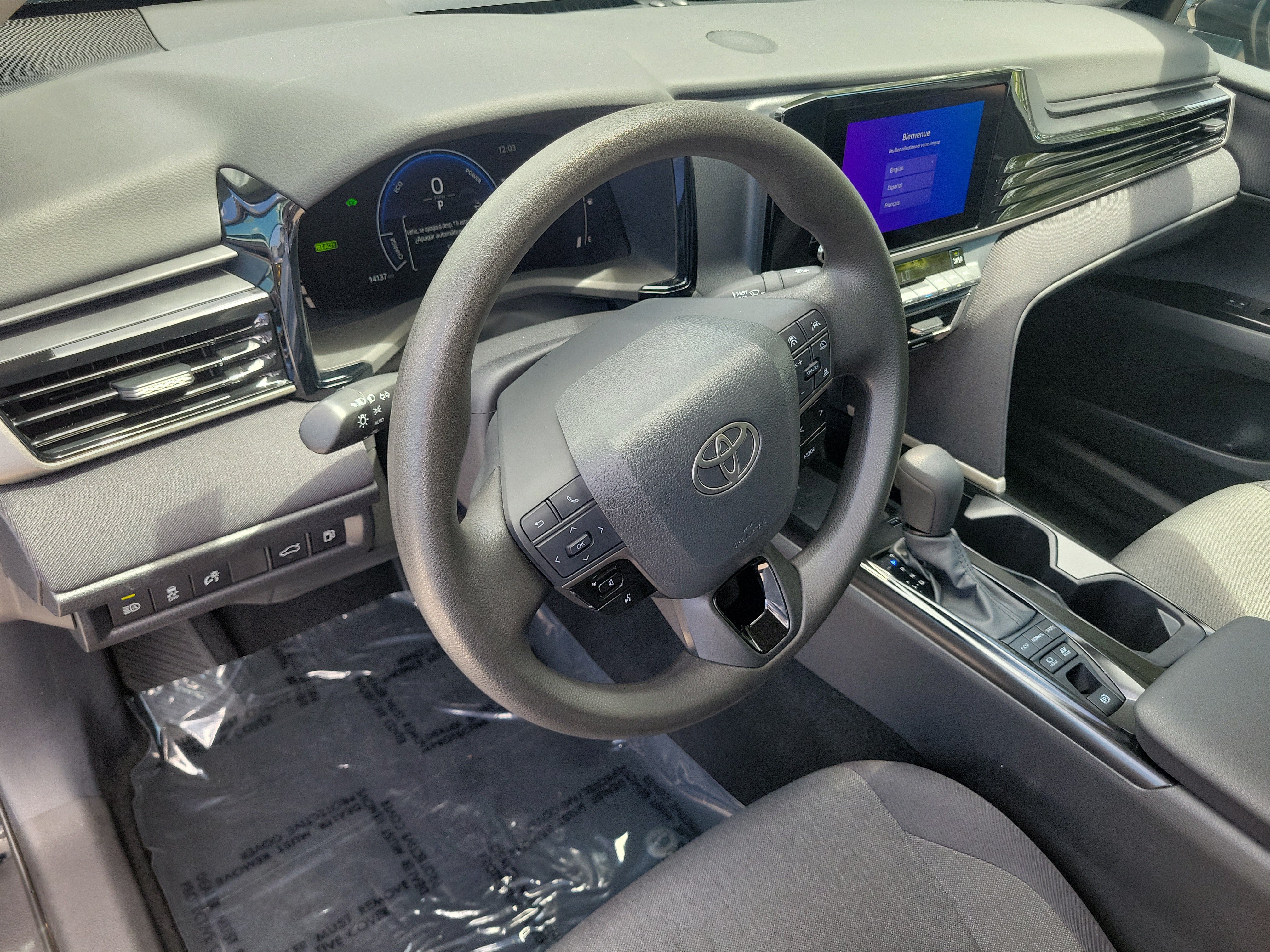 Used 2025 Toyota Camry LE FWD image 9