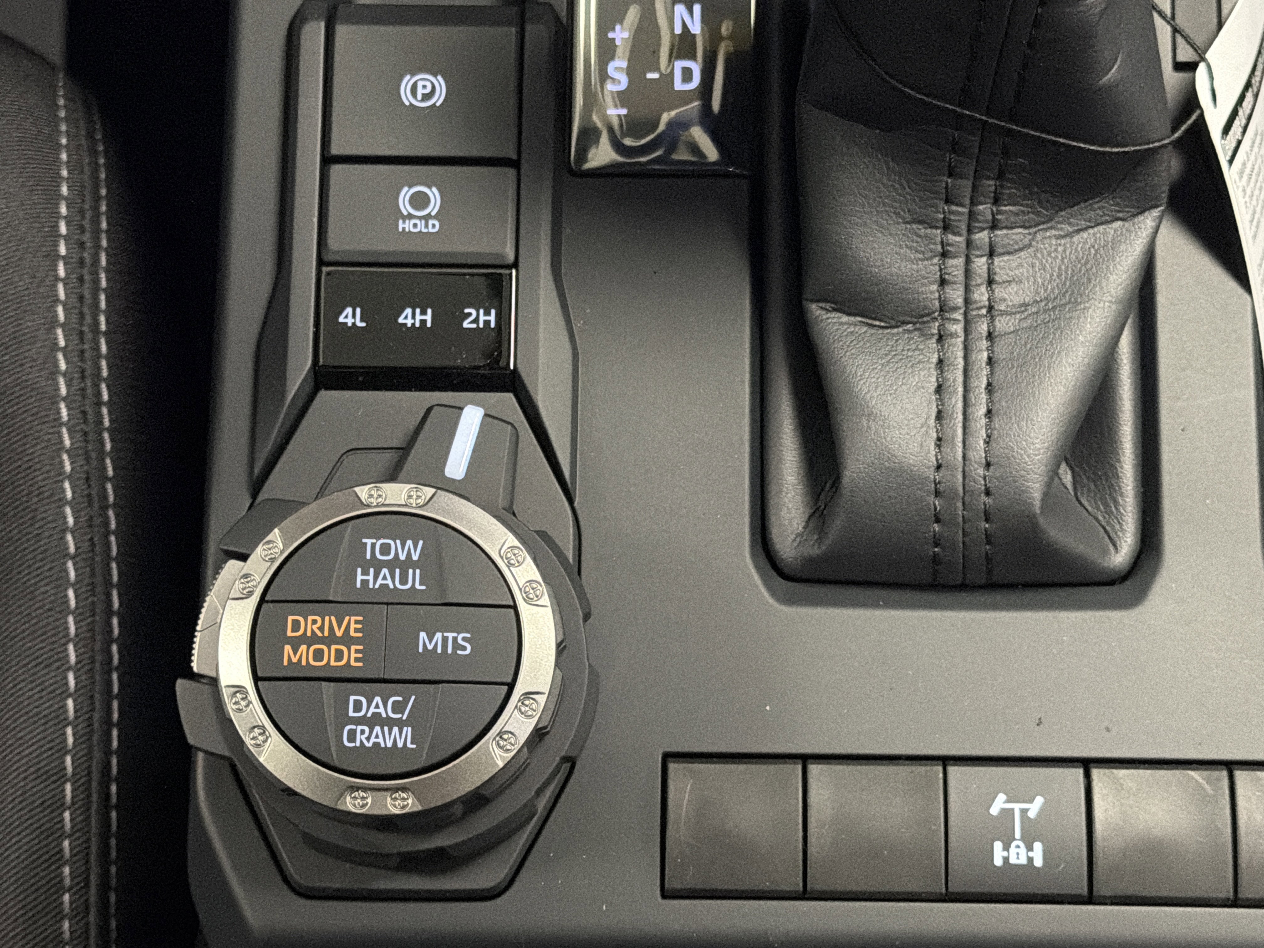 New 2026 Toyota Tacoma TRD Off-Road AWD/4WD image 17