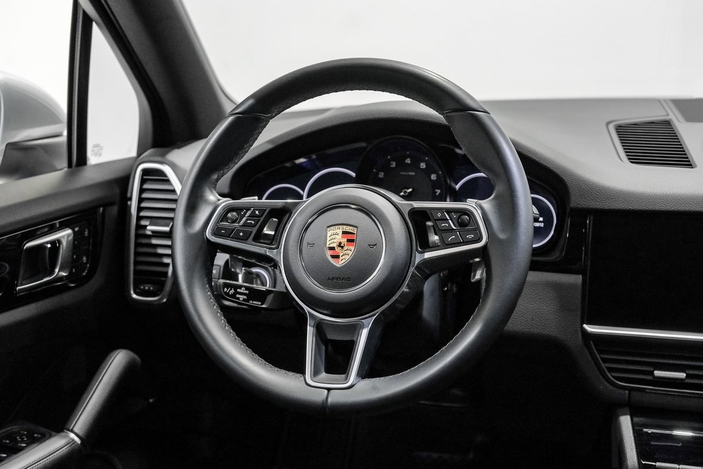 Used 2023 Porsche Cayenne image 15