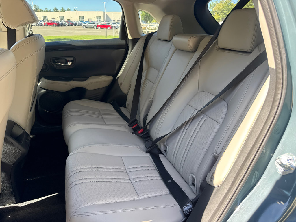 Certified 2027 Honda HR-V EX-L image 32