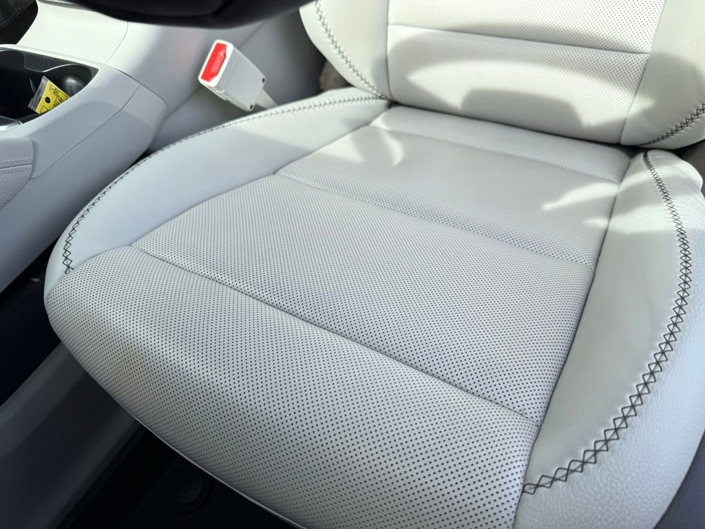 Used 2026 GMC Terrain Denali w/ LPO, Floor Liner Package AWD/4WD image 23
