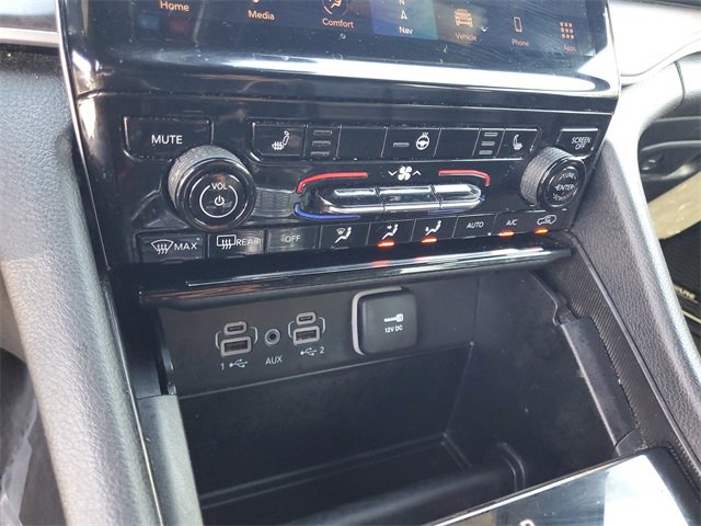 Used 2024 Jeep Grand Cherokee Limited 4xe image 23