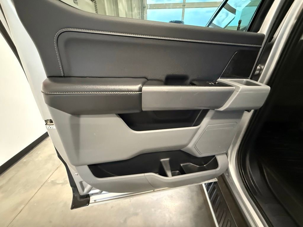 Used 2022 Ford F150 XLT w/ Equipment Group 302A High image 18