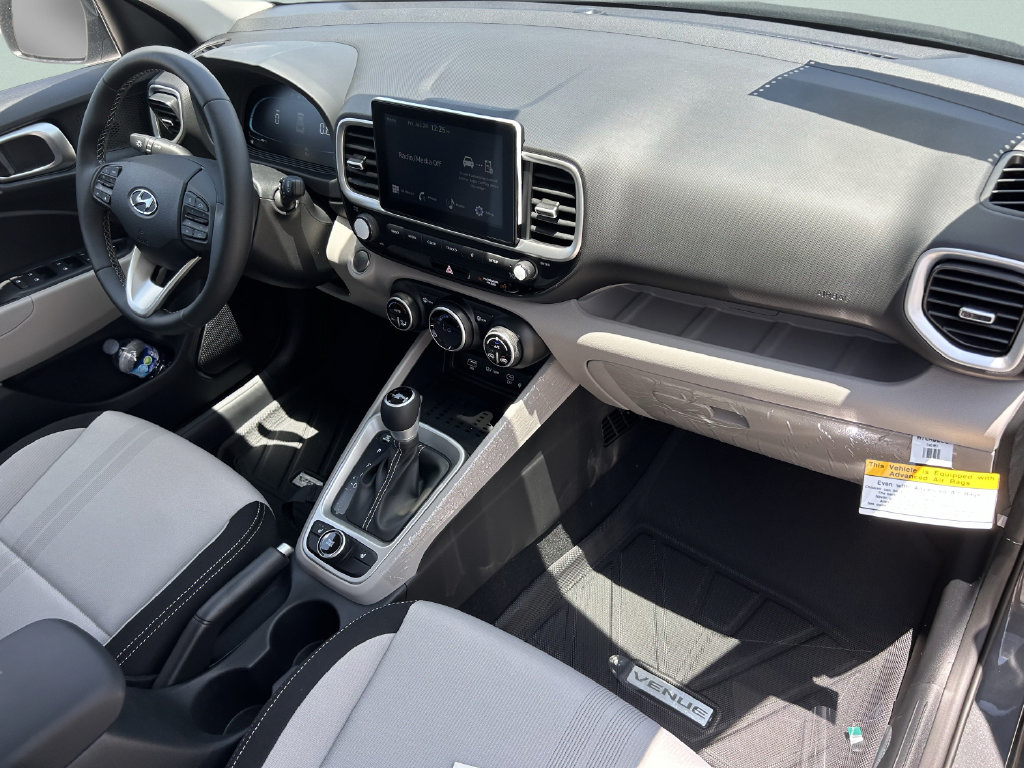 New 2026 Hyundai Venue SEL FWD image 16