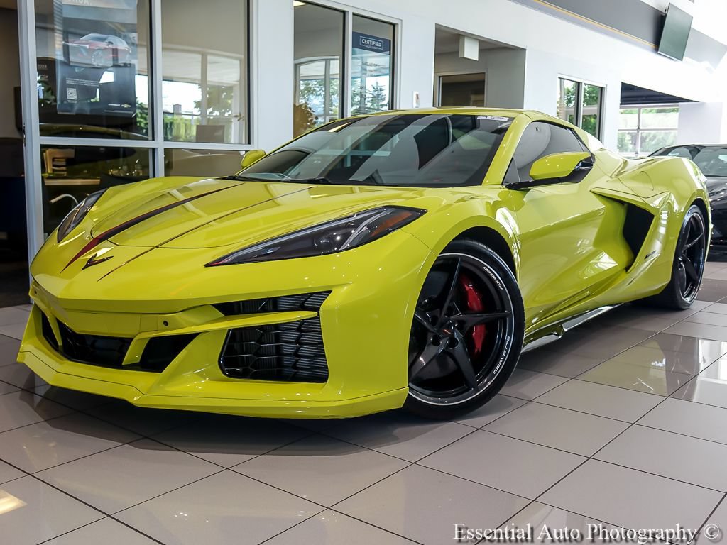 Used 2024 Chevrolet Corvette E-Ray w/ ZER Performance Package AWD/4WD image 2